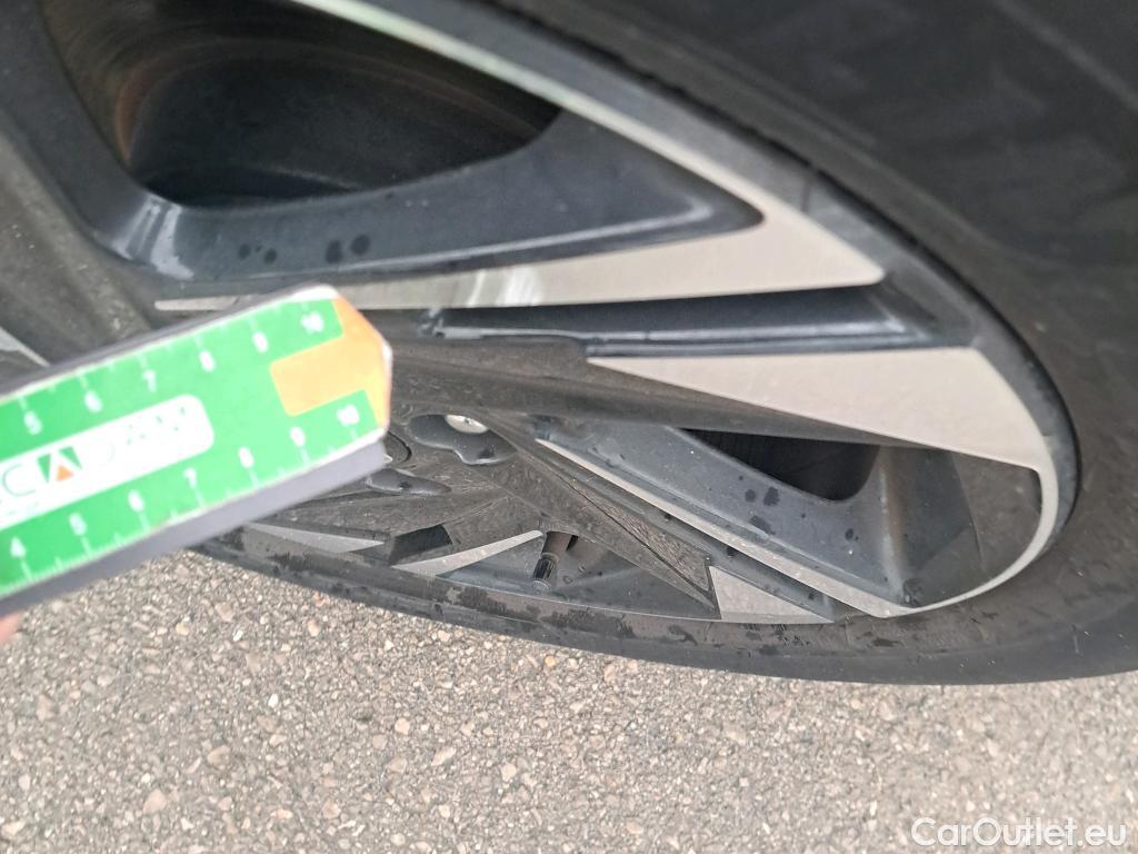  Hyundai  Bayon HYUNDAI  / 2021 / 5P / todoterreno 1.0 TGDI 74kW (100CV) 48V Maxx #33