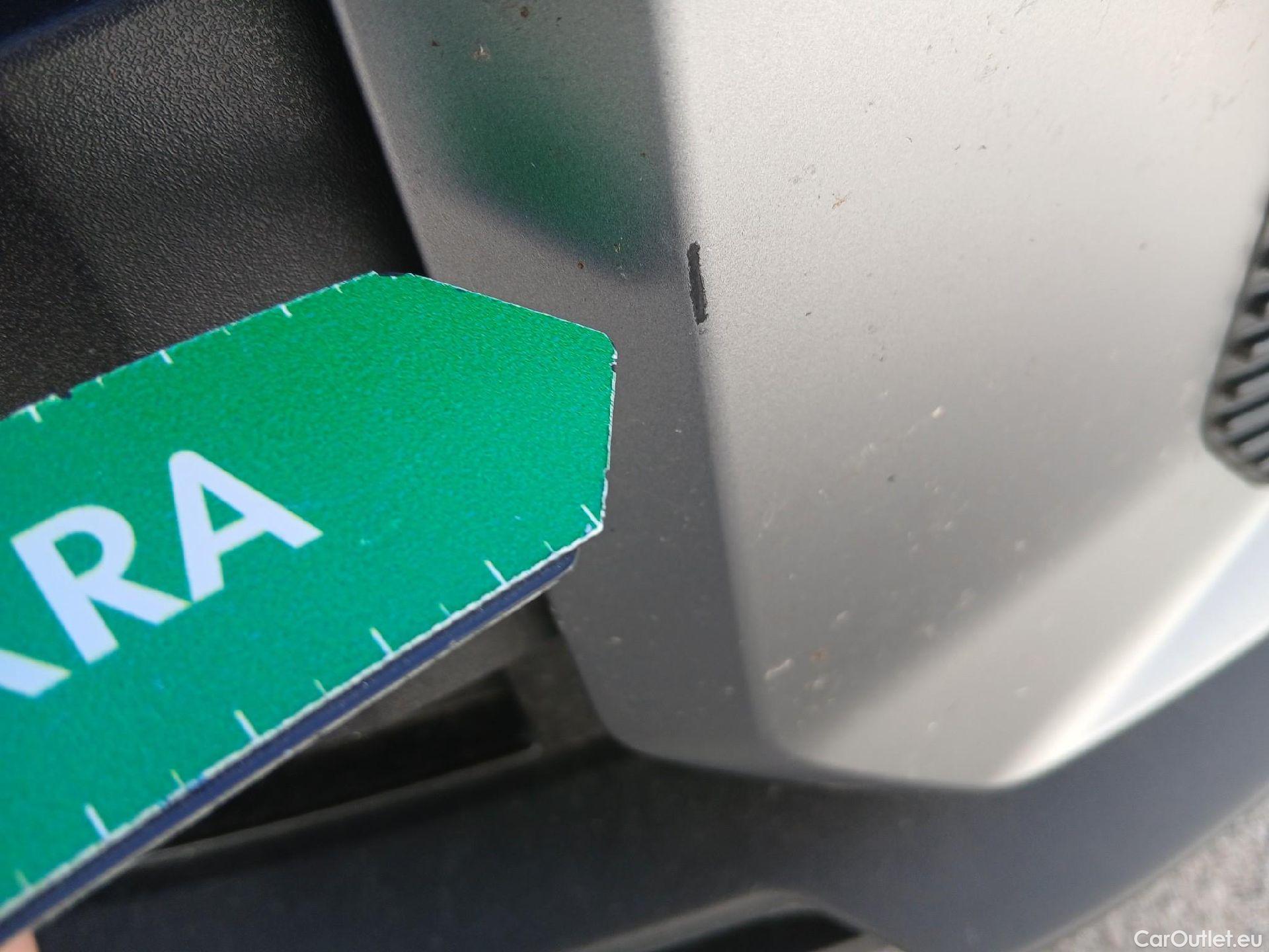  Hyundai  Konna HYUNDAI Kona / 2023 / 5P / todoterreno 1.6 GDI HEV Maxx DCT #8