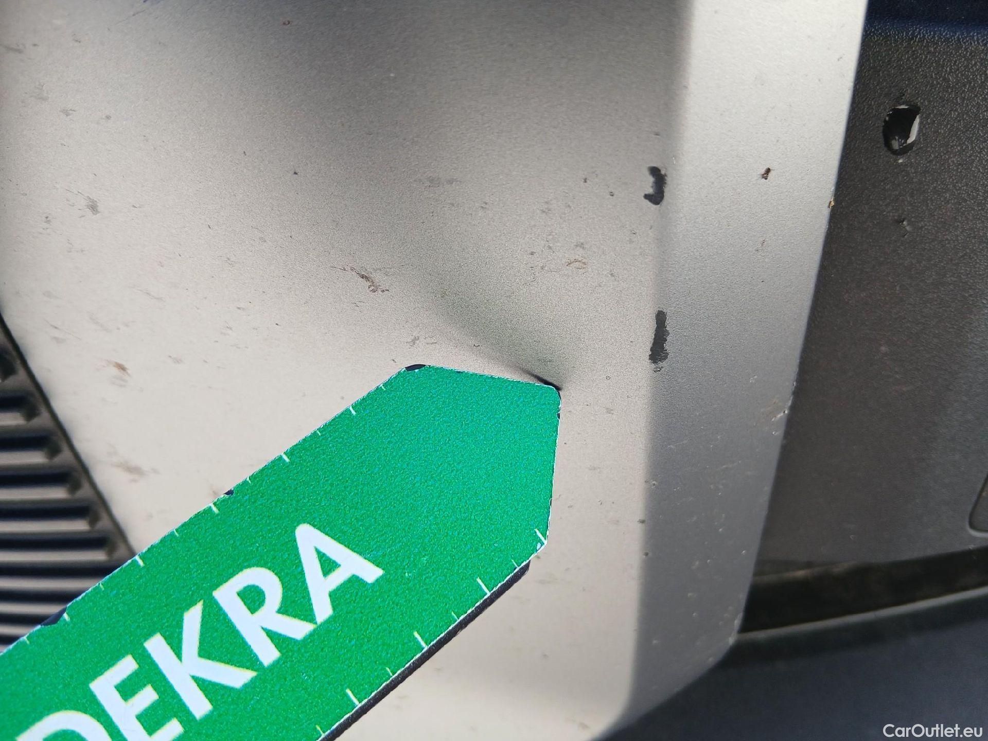  Hyundai  Konna HYUNDAI Kona / 2023 / 5P / todoterreno 1.6 GDI HEV Maxx DCT #7