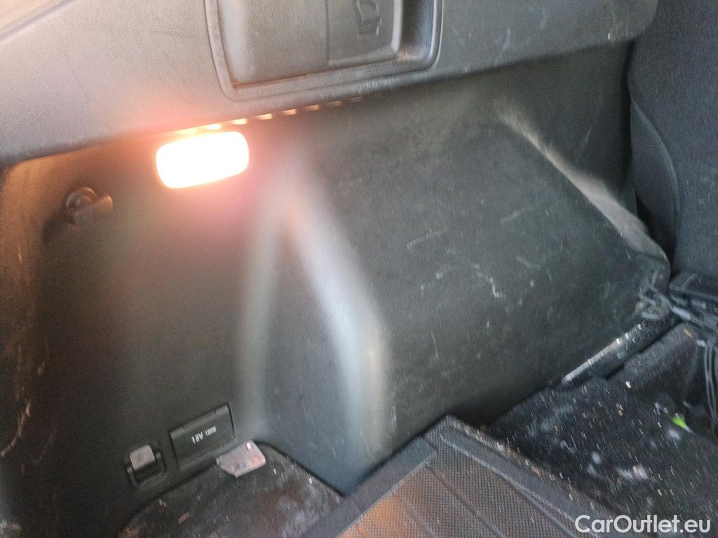  Hyundai  Tucson HYUNDAI  / 2020 / 5P / todoterreno 1.6 TGDI PHEV 195kW Style Auto 4x4 #36