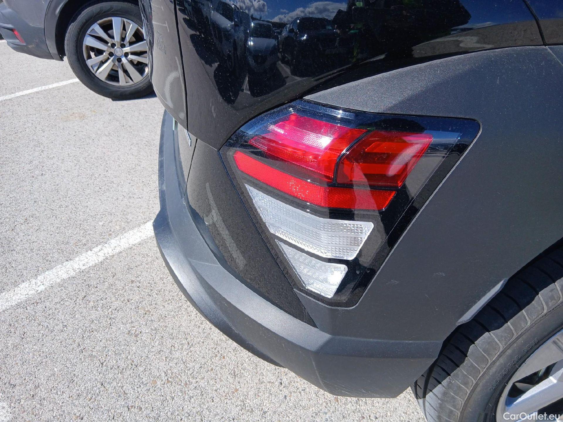  Hyundai  Konna HYUNDAI Kona / 2023 / 5P / todoterreno 1.6 GDI HEV Maxx DCT #39