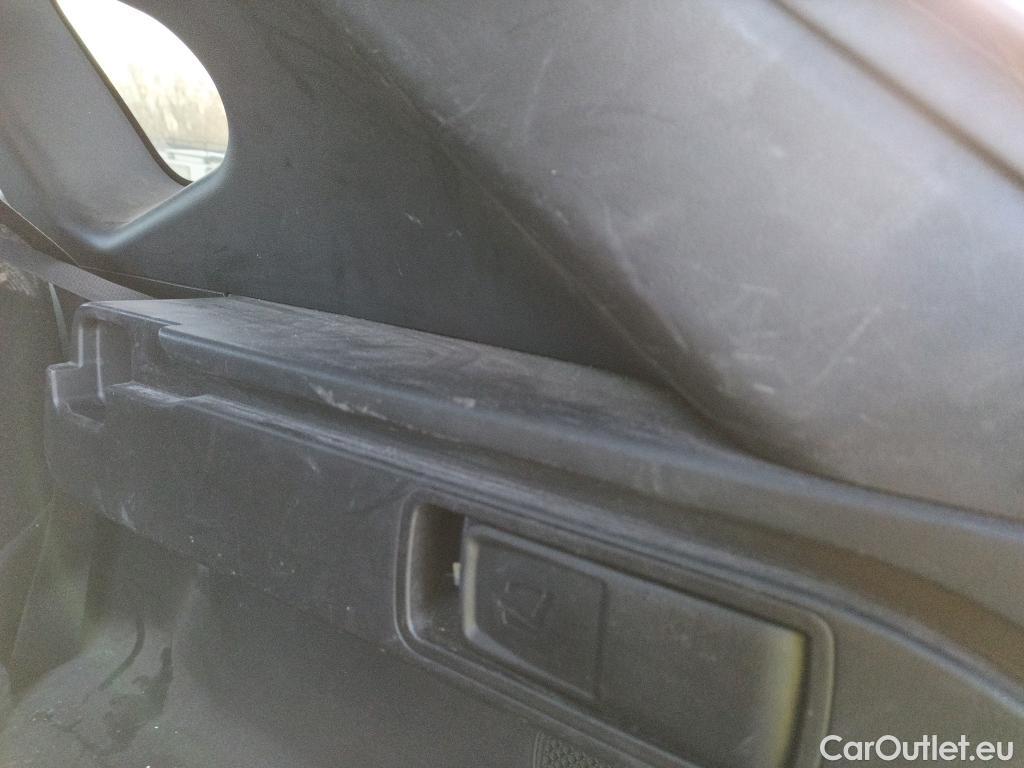  Hyundai  Tucson HYUNDAI  / 2020 / 5P / todoterreno 1.6 TGDI PHEV 195kW Style Auto 4x4 #32