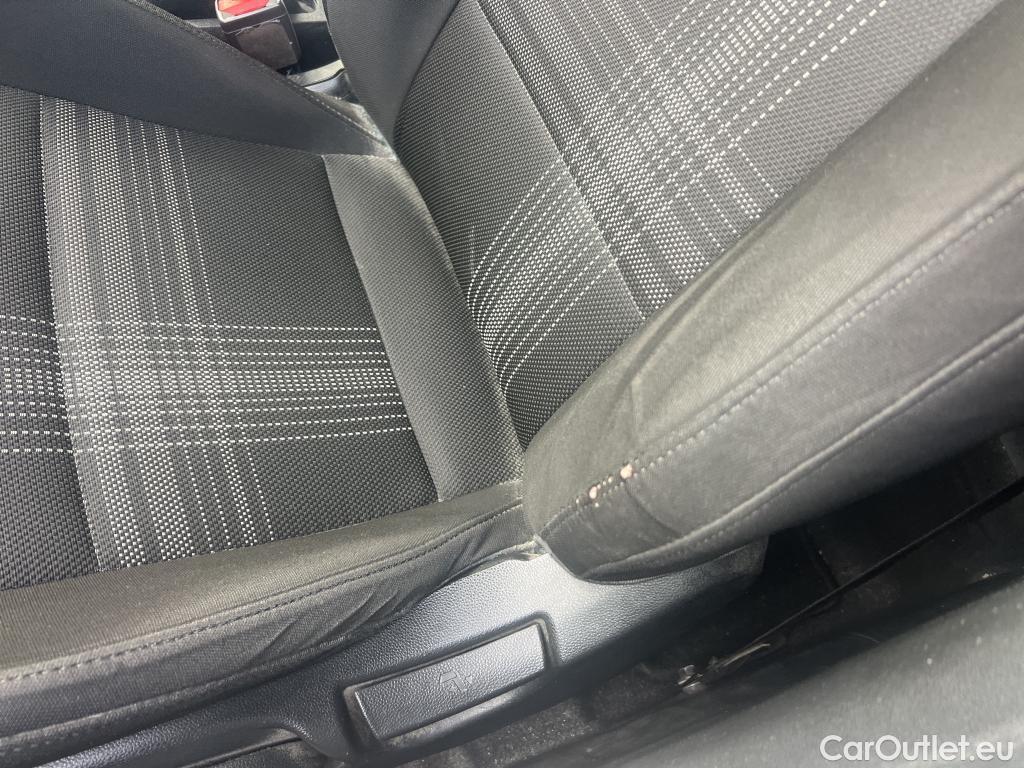  Hyundai  i20 HYUNDAI  / 2020 / 5P / berlina con portón 1.0 TGDI 74kW (100CV) 48V Essence #11