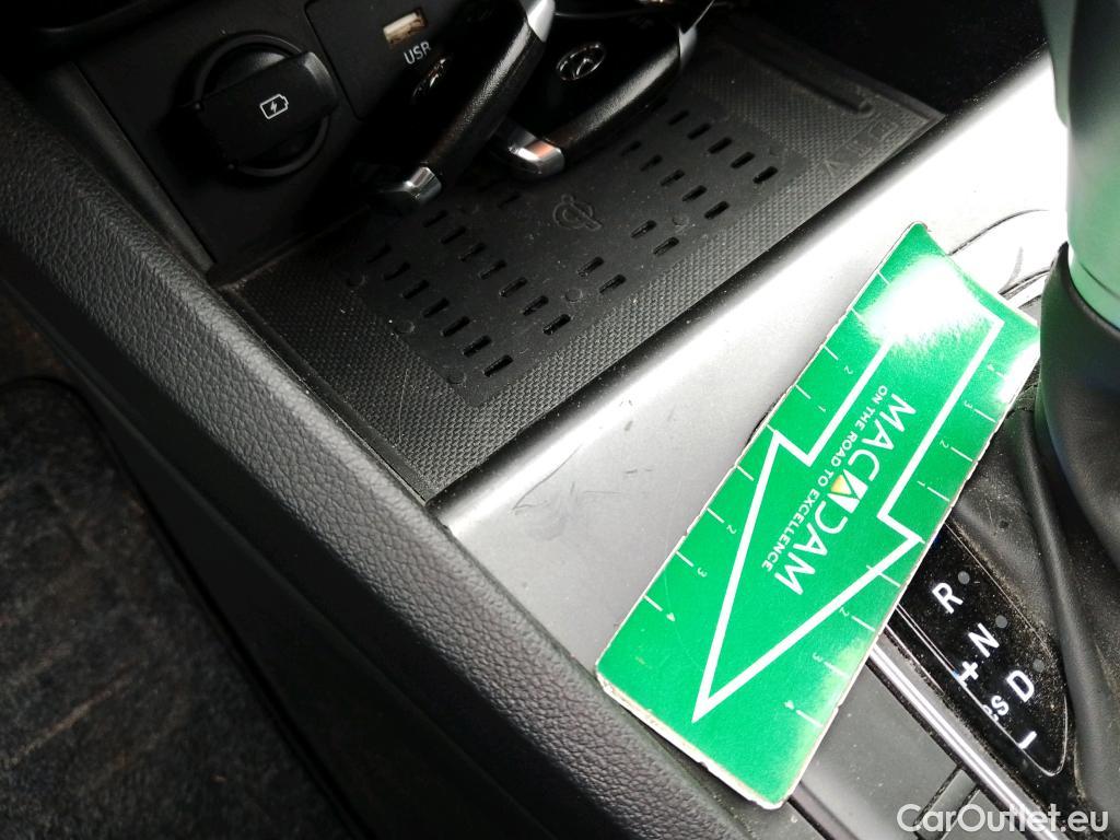  Hyundai  Konna HYUNDAI Kona / 2020 / 5P / todoterreno 1.6 GDI HEV Tecno 2C DCT #10