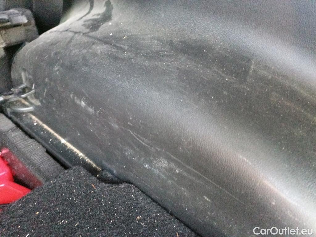  Hyundai  Tucson HYUNDAI  / 2020 / 5P / todoterreno 1.6 TGDI PHEV 195kW Style Auto 4x4 #39