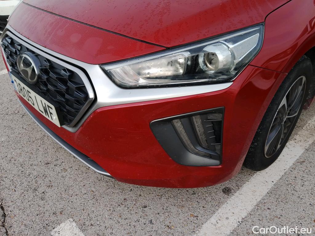  Hyundai   Ioniq HYUNDAI / 2019 / 5P / berlina con portón 1.6 GDI PHEV Klass DCT #9