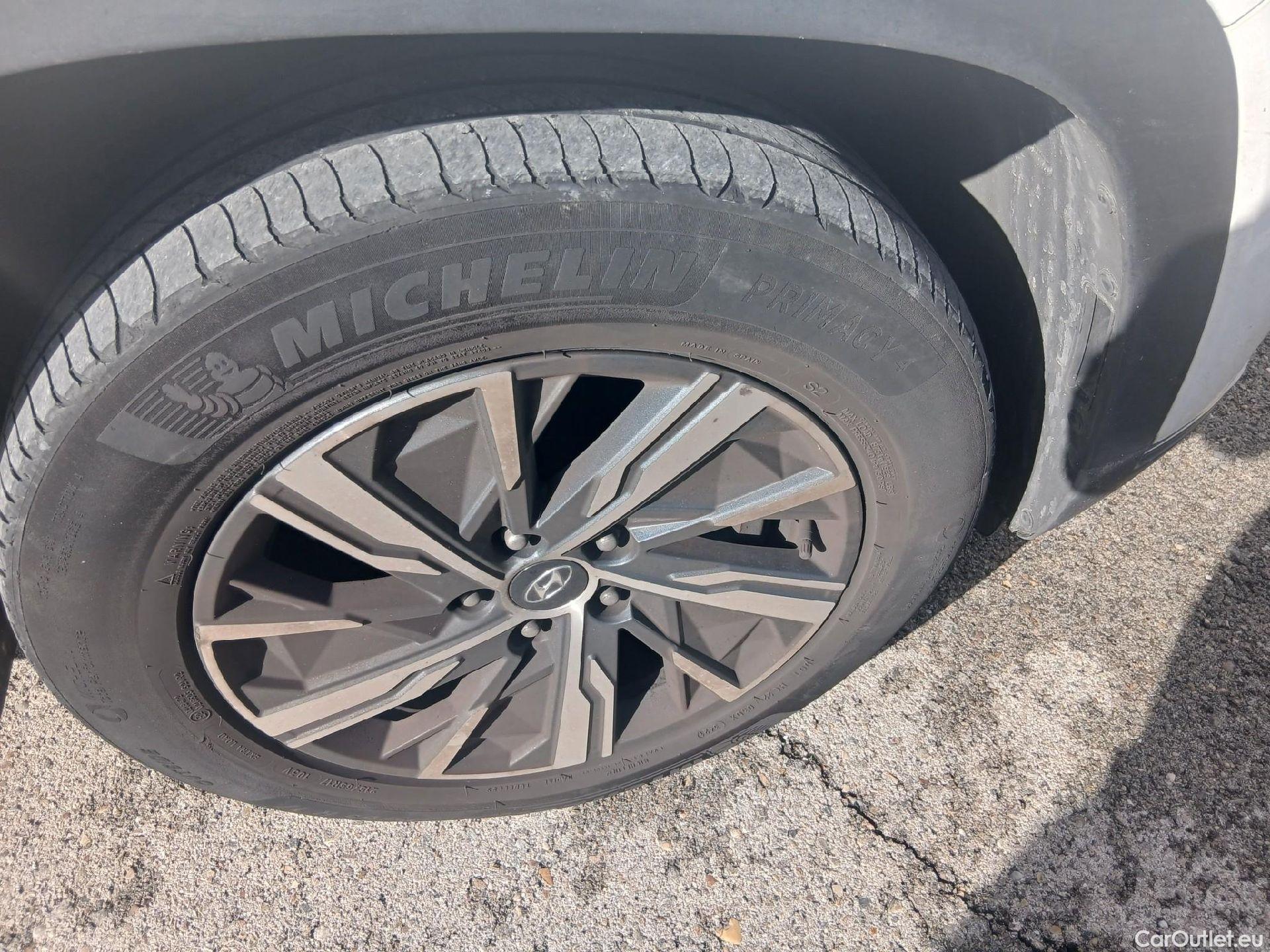  Hyundai  Tucson HYUNDAI  / 2020 / 5P / todoterreno 1.6 CRDI 100kW (136CV) 48V Maxx DCT 4x4 #8