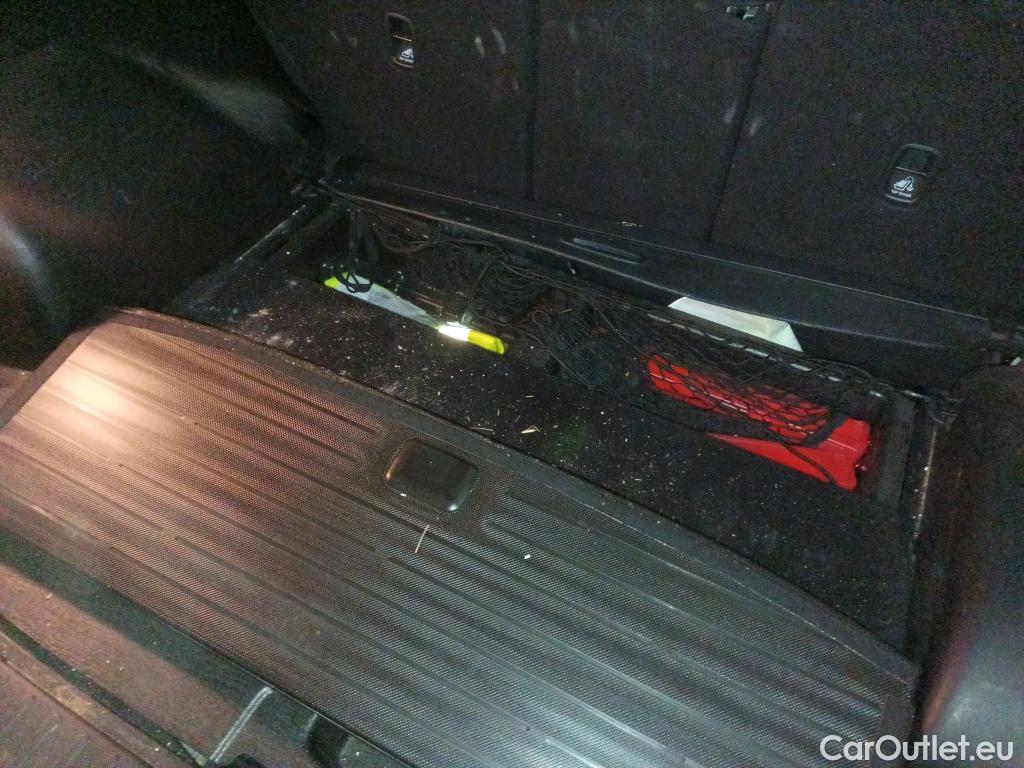  Hyundai  Tucson HYUNDAI  / 2020 / 5P / todoterreno 1.6 TGDI PHEV 195kW Style Auto 4x4 #2