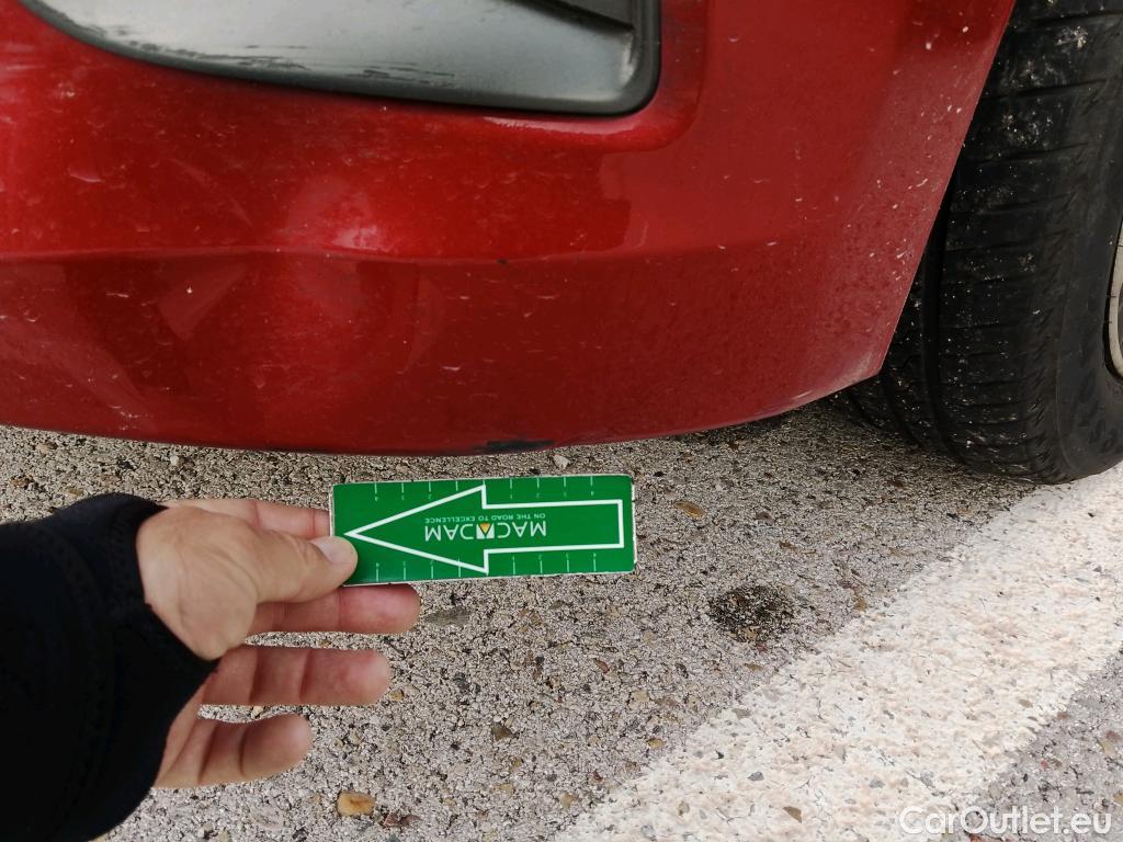  Hyundai   Ioniq HYUNDAI / 2019 / 5P / berlina con portón 1.6 GDI PHEV Klass DCT #11