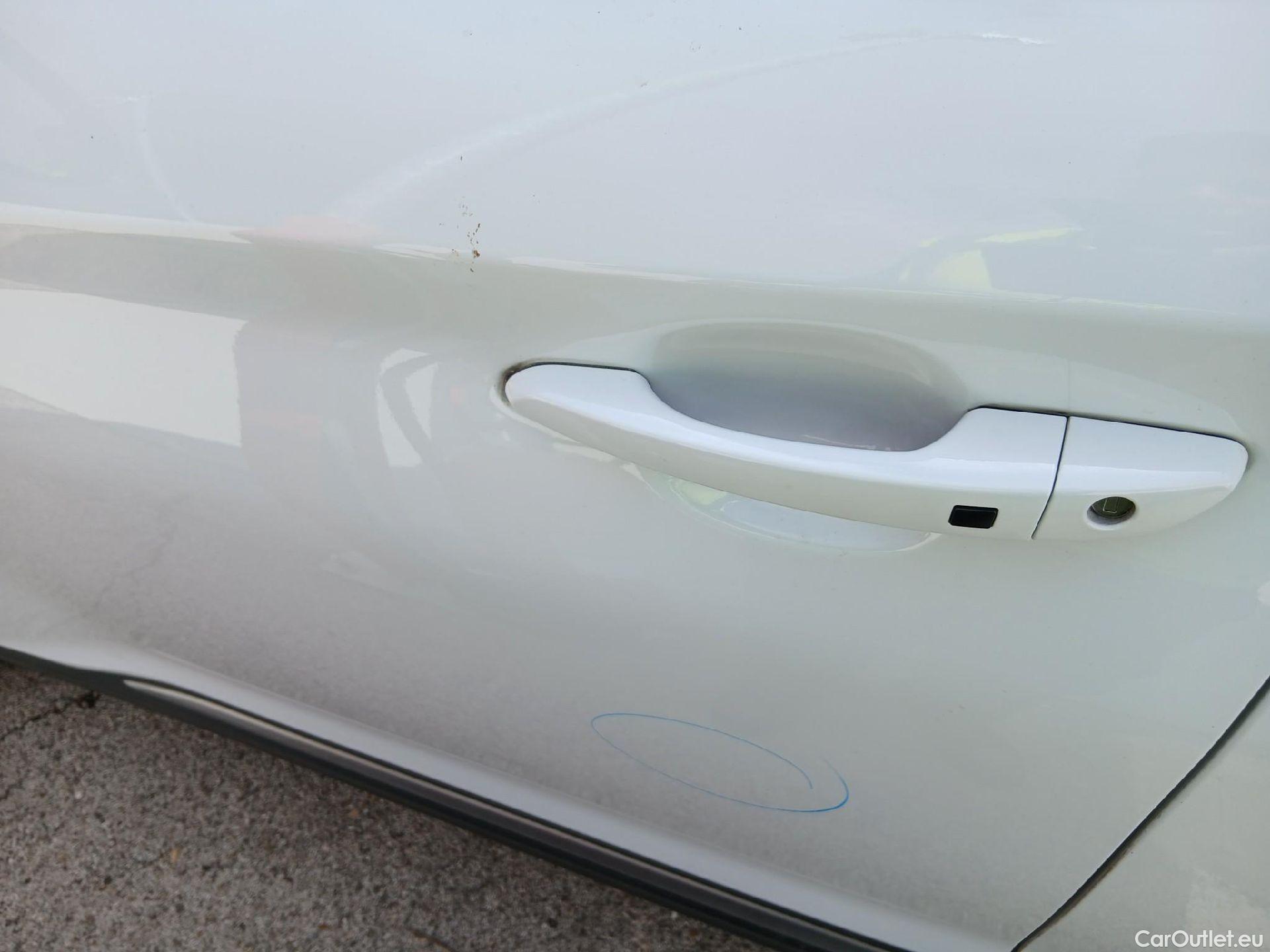  Hyundai  Konna HYUNDAI Kona / 2017 / 5P / todoterreno EV 150kW Tecno #13