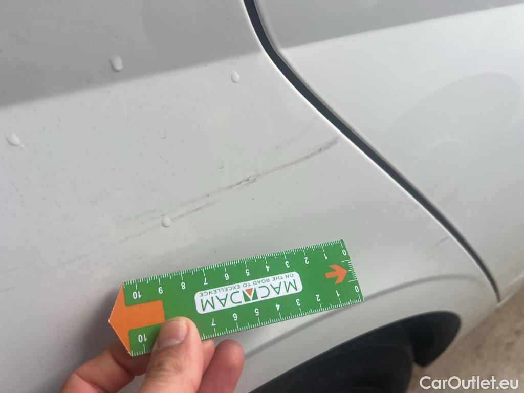  Hyundai  i20 HYUNDAI  / 2020 / 5P / berlina con portón 1.0 TGDI 74kW (100CV) 48V Essence #19