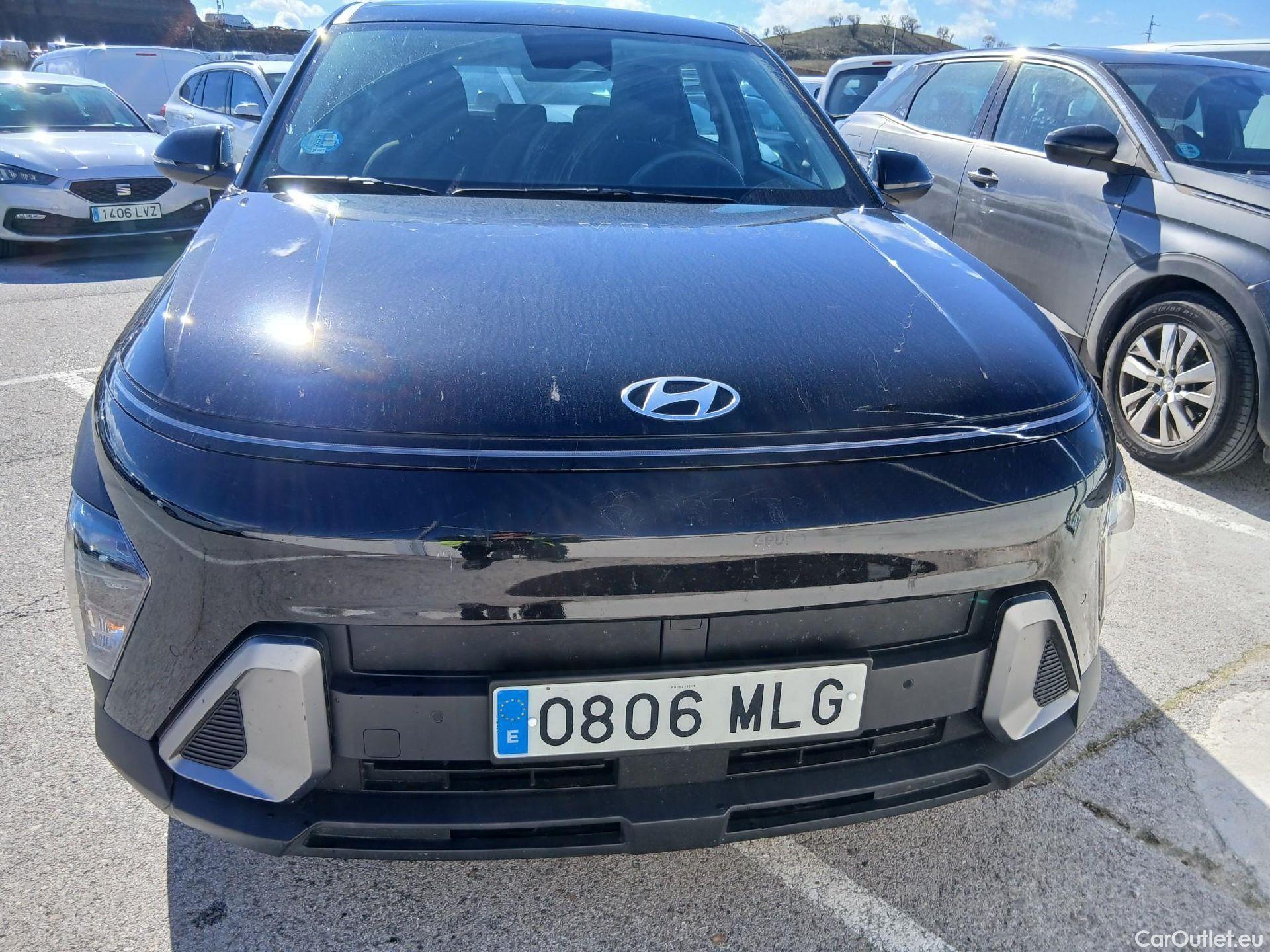  Hyundai  Konna HYUNDAI Kona / 2023 / 5P / todoterreno 1.6 GDI HEV Maxx DCT #4