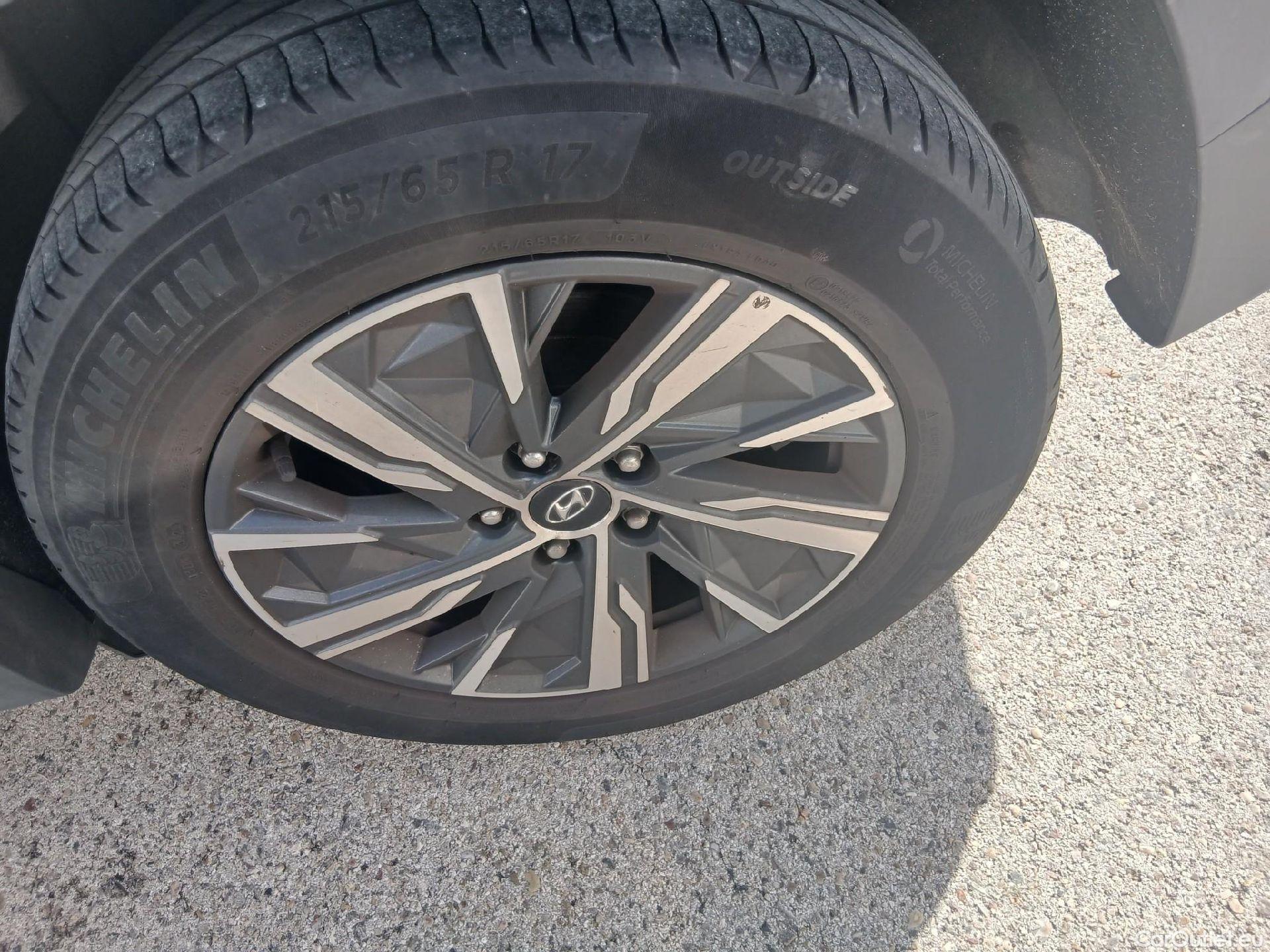  Hyundai  Tucson HYUNDAI  / 2020 / 5P / todoterreno 1.6 CRDI 100kW (136CV) 48V Maxx DCT 4x4 #25