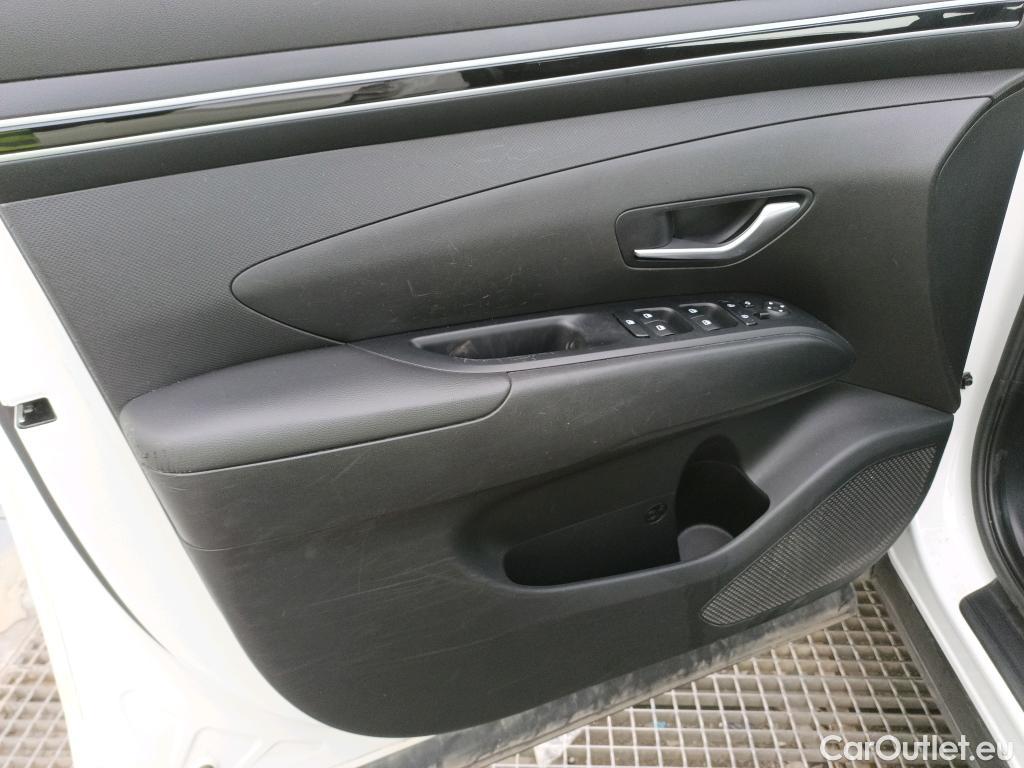  Hyundai  Tucson HYUNDAI  / 2020 / 5P / todoterreno 1.6 TGDI 110kW (150CV) Klass #40