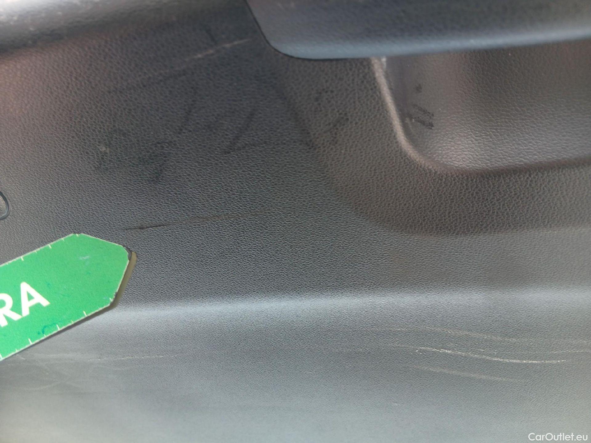  Hyundai  Tucson HYUNDAI  / 2020 / 5P / todoterreno 1.6 CRDI 100kW (136CV) 48V Maxx DCT #6