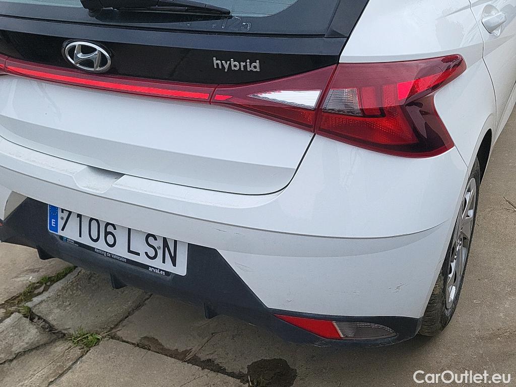  Hyundai  i20 HYUNDAI  / 2020 / 5P / berlina con portón 1.0 TGDI 74kW (100CV) 48V Essence #26