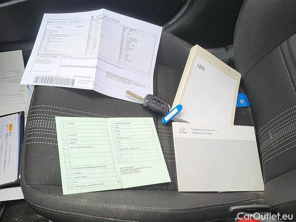  Hyundai  i20 HYUNDAI  / 2020 / 5P / berlina con portón 1.0 TGDI 74kW (100CV) 48V Essence #1