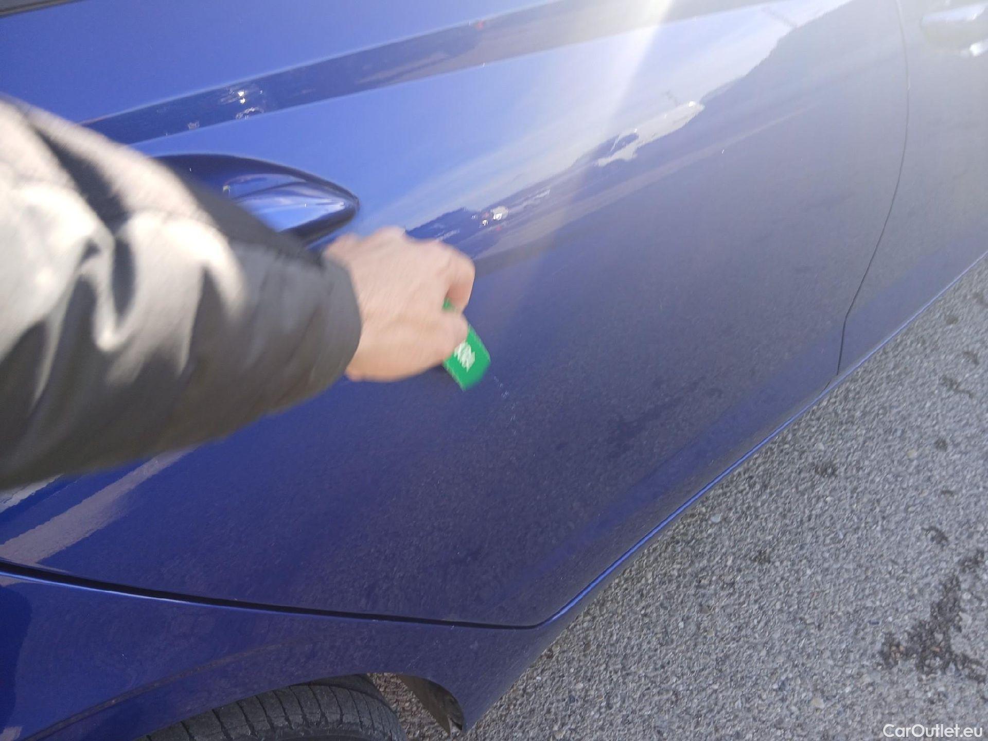  Hyundai  i20 HYUNDAI  / 2020 / 5P / berlina con portón 1.2 MPI SLE #11