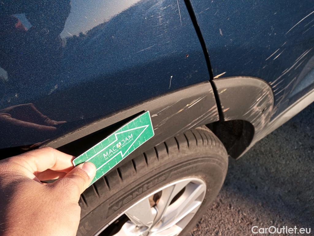  Hyundai  Tucson HYUNDAI  / 2018 / 5P / todoterreno 1.6 CRDI 85kW (116CV) 48V SLE 4X2(SP)(SL) #35