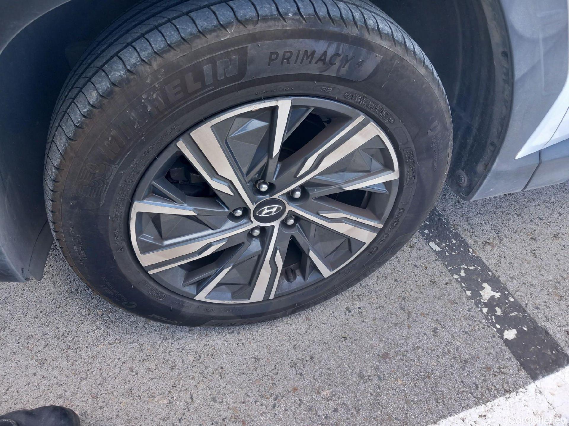  Hyundai  Tucson HYUNDAI  / 2020 / 5P / todoterreno 1.6 TGDI 110kW (150CV) 48V Maxx #16