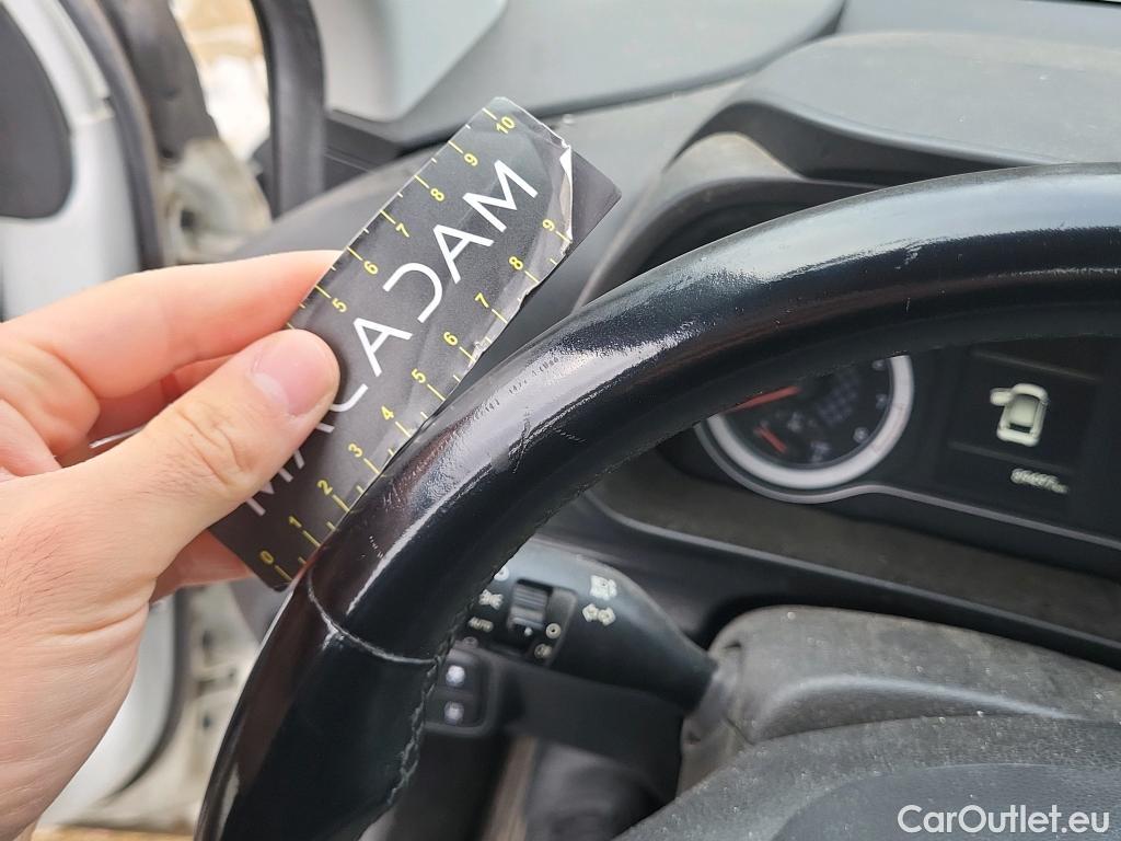  Hyundai  i20 HYUNDAI  / 2020 / 5P / berlina con portón 1.0 TGDI 74kW (100CV) 48V Essence #21