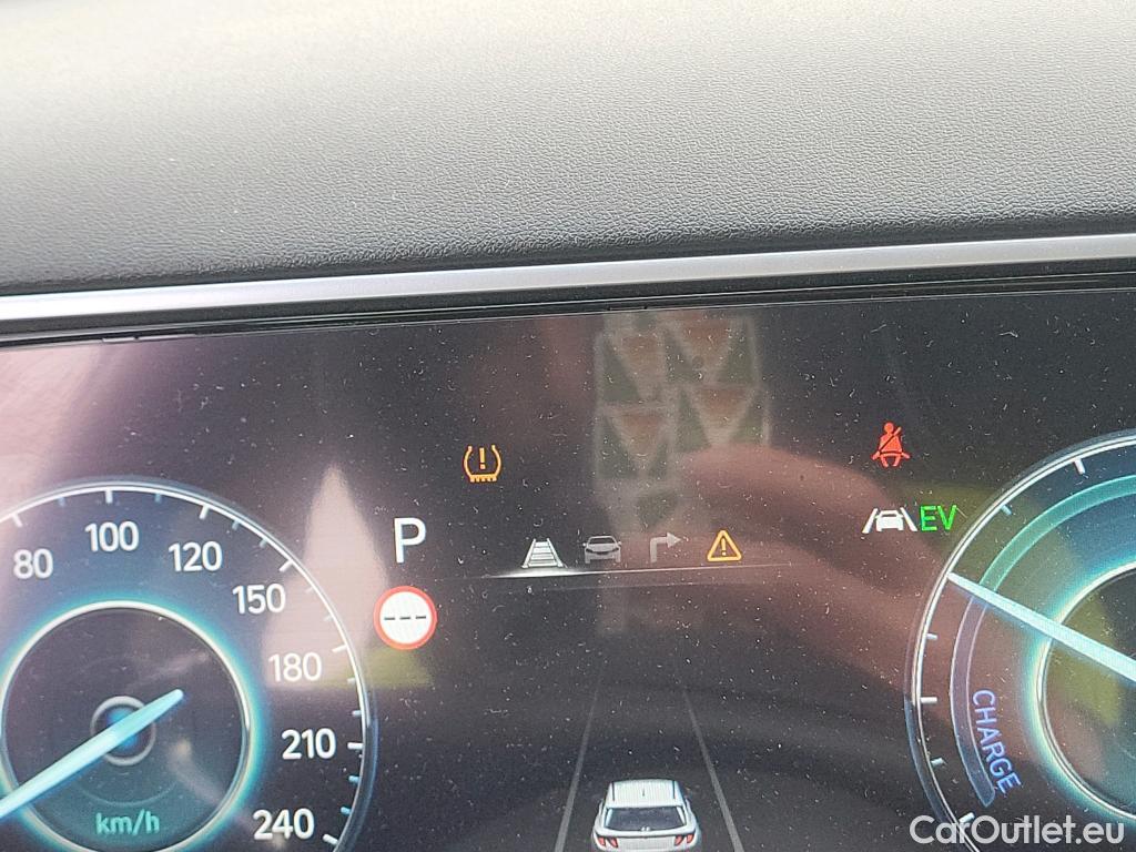  Hyundai  Tucson HYUNDAI  / 2020 / 5P / todoterreno 1.6 TGDI 169kW HEV Tecno Sky Auto #13