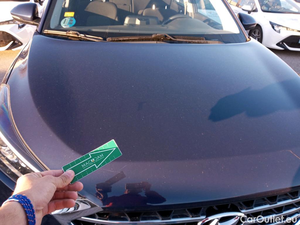  Hyundai  Tucson HYUNDAI  / 2018 / 5P / todoterreno 1.6 CRDI 85kW (116CV) 48V SLE 4X2(SP)(SL) #3