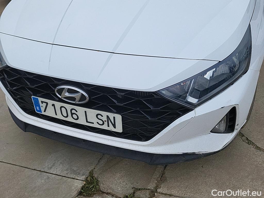  Hyundai  i20 HYUNDAI  / 2020 / 5P / berlina con portón 1.0 TGDI 74kW (100CV) 48V Essence #9