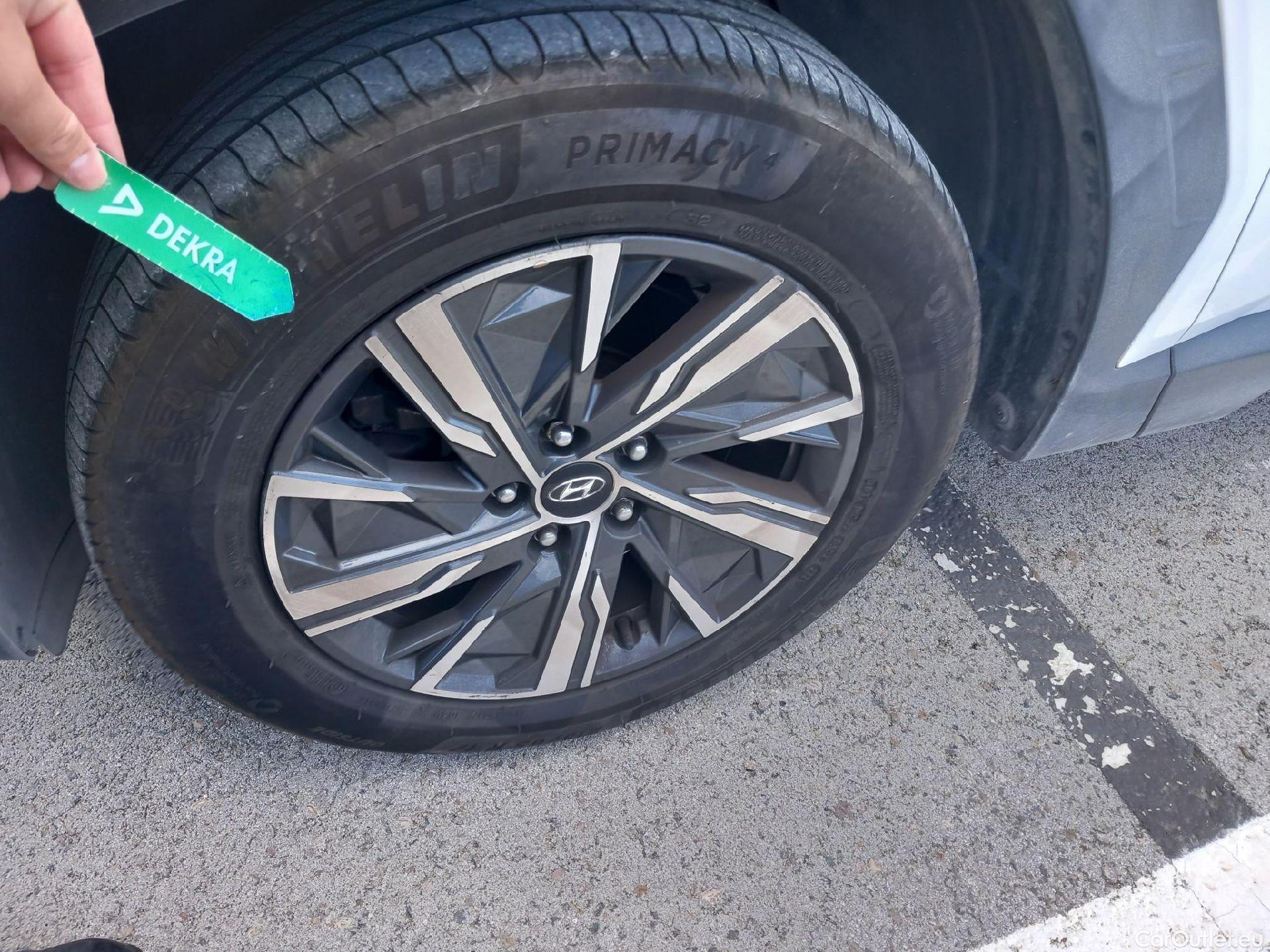  Hyundai  Tucson HYUNDAI  / 2020 / 5P / todoterreno 1.6 TGDI 110kW (150CV) 48V Maxx #17