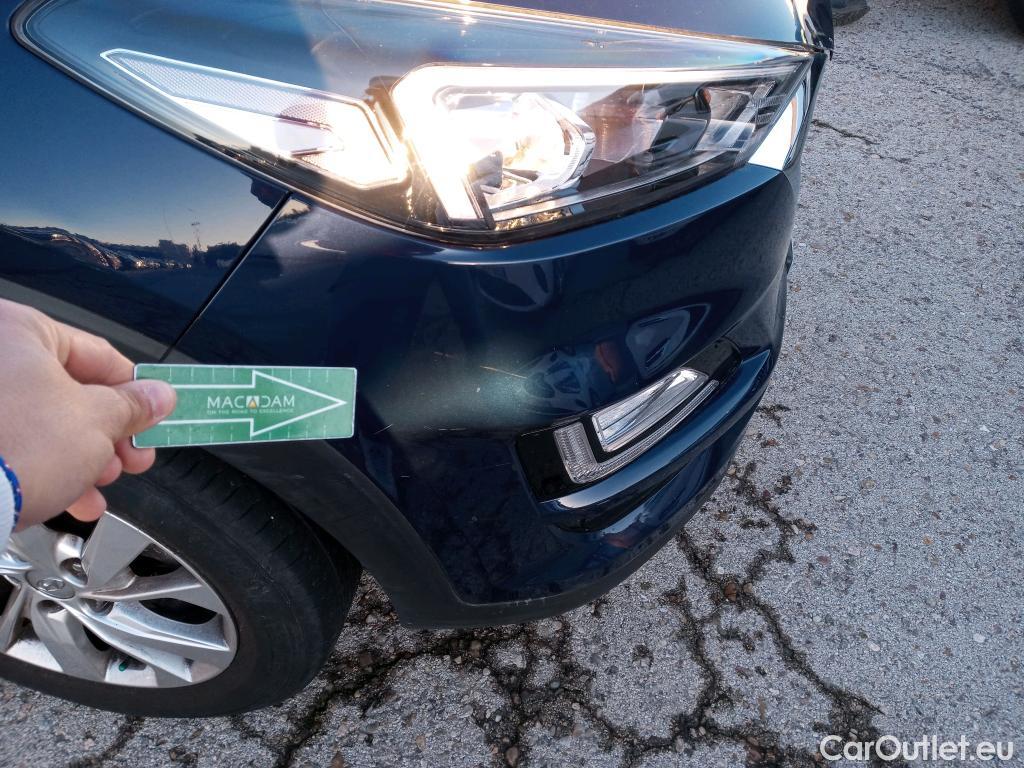  Hyundai  Tucson HYUNDAI  / 2018 / 5P / todoterreno 1.6 CRDI 85kW (116CV) 48V SLE 4X2(SP)(SL) #28