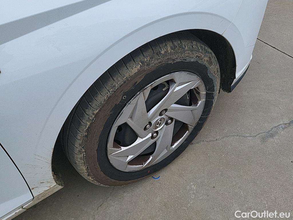  Hyundai  i20 HYUNDAI  / 2020 / 5P / berlina con portón 1.0 TGDI 74kW (100CV) 48V Essence #30