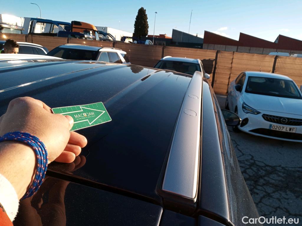  Hyundai  Tucson HYUNDAI  / 2018 / 5P / todoterreno 1.6 CRDI 85kW (116CV) 48V SLE 4X2(SP)(SL) #34