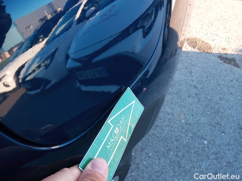  Hyundai  Tucson HYUNDAI  / 2018 / 5P / todoterreno 1.6 CRDI 85kW (116CV) 48V SLE 4X2(SP)(SL) #5