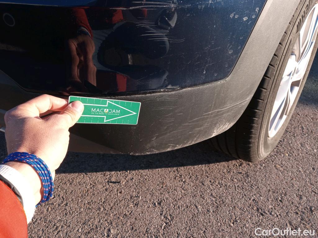  Hyundai  Tucson HYUNDAI  / 2018 / 5P / todoterreno 1.6 CRDI 85kW (116CV) 48V SLE 4X2(SP)(SL) #9