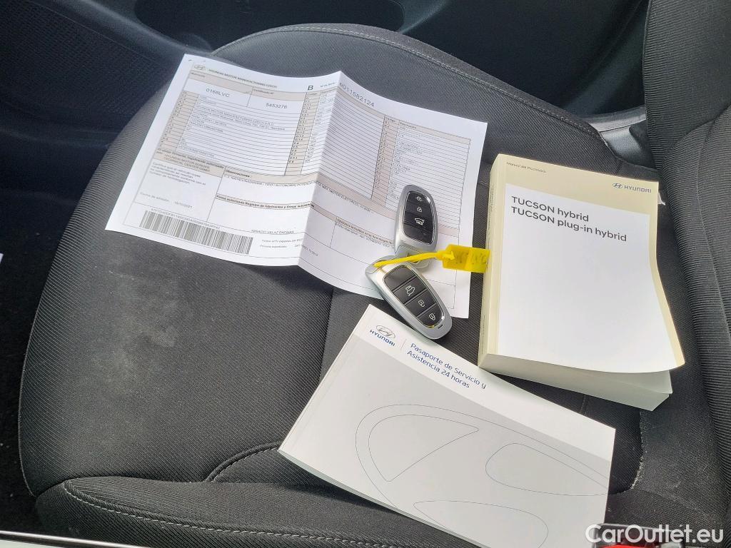  Hyundai  Tucson HYUNDAI  / 2020 / 5P / todoterreno 1.6 TGDI 169kW HEV Tecno Sky Auto #4
