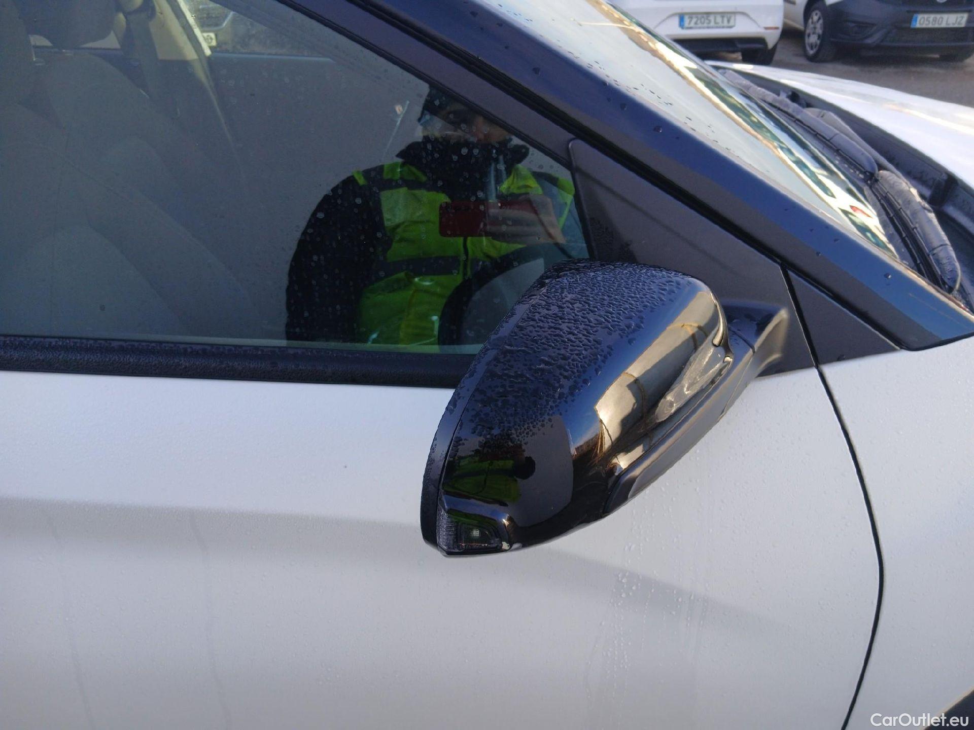  Hyundai  Konna HYUNDAI Kona / 2020 / 5P / todoterreno 1.6 GDI HEV Tecno 2C DCT #17