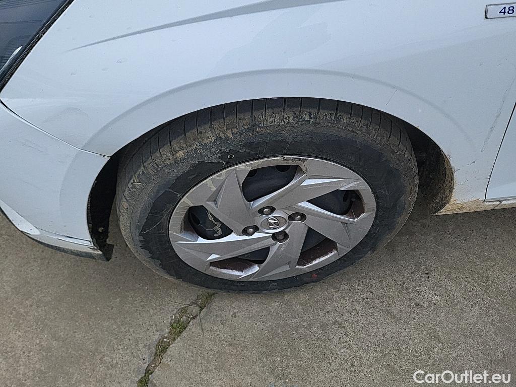  Hyundai  i20 HYUNDAI  / 2020 / 5P / berlina con portón 1.0 TGDI 74kW (100CV) 48V Essence #28