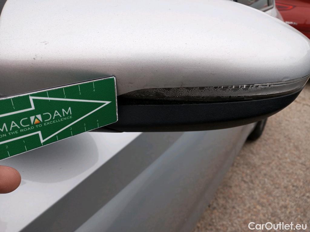  Hyundai  i20 HYUNDAI  / 2020 / 5P / berlina con portón 1.0 TGDI 74kW (100CV) Klass #3