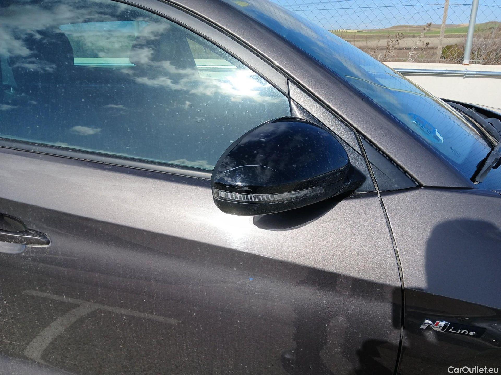  Hyundai  Tucson HYUNDAI  / 2018 / 5P / todoterreno 1.6 CRDI 100kW (136CV) 48V N-Line DT 4X2 #29