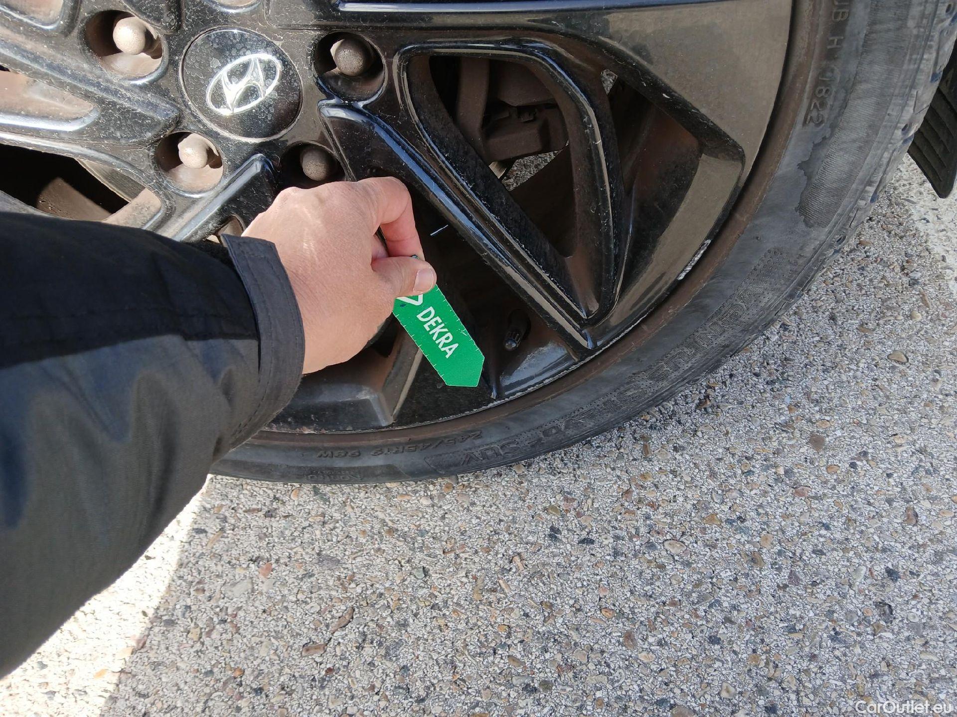  Hyundai  Tucson HYUNDAI  / 2018 / 5P / todoterreno 1.6 CRDI 100kW (136CV) 48V N-Line DT 4X2 #9