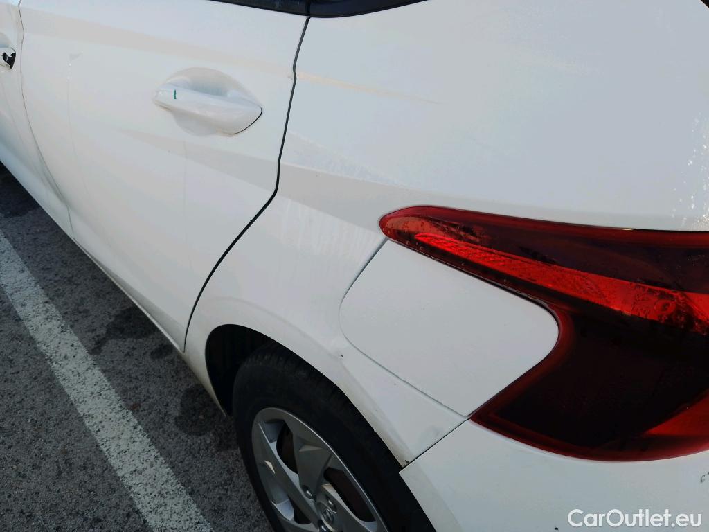  Hyundai  i20 HYUNDAI  / 2020 / 5P / berlina con portón 1.0 TGDI 74kW (100CV) 48V Essence #3