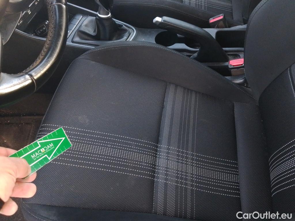  Hyundai  i20 HYUNDAI  / 2020 / 5P / berlina con portón 1.0 TGDI 74kW (100CV) 48V Essence #22