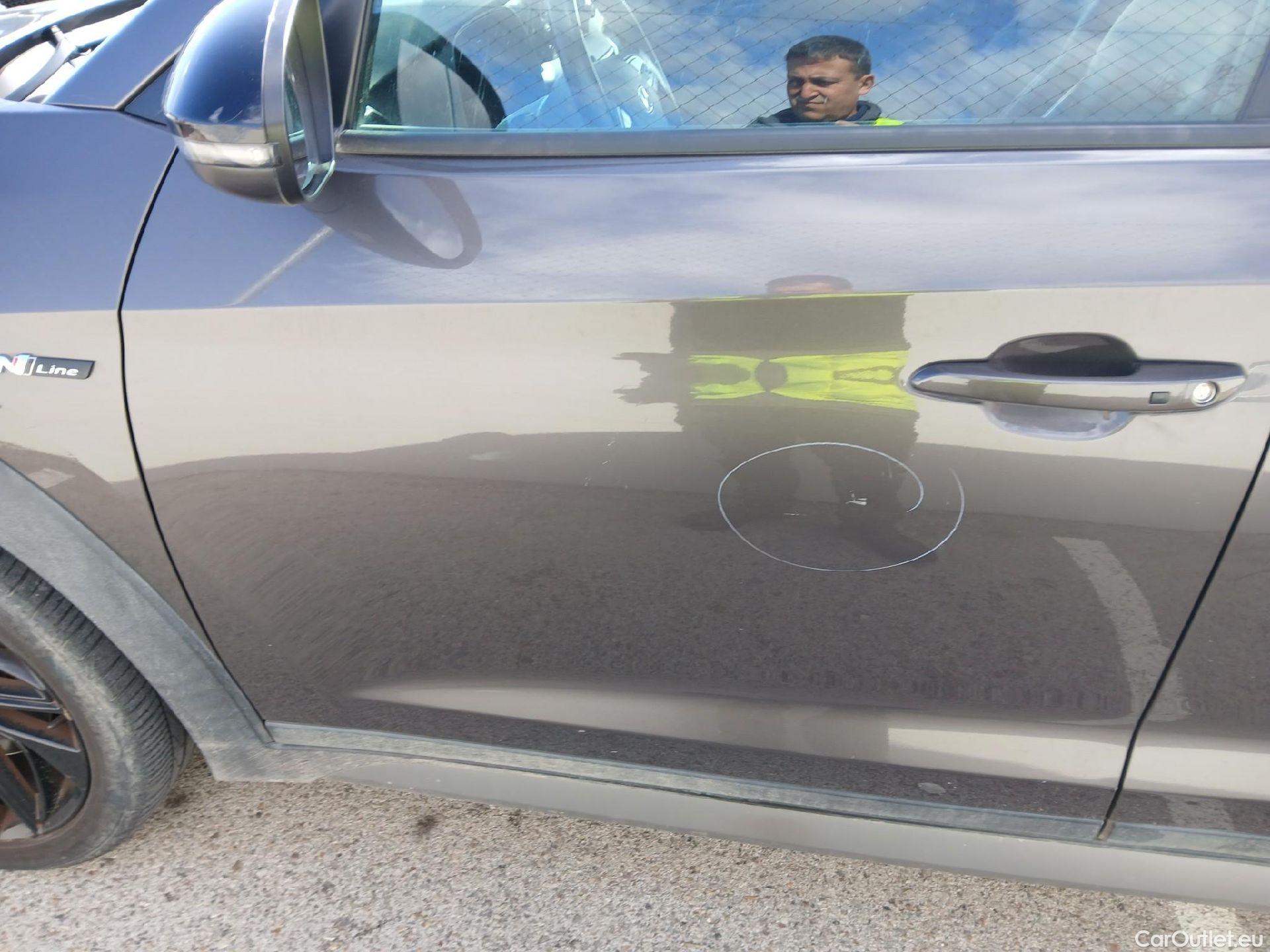  Hyundai  Tucson HYUNDAI  / 2018 / 5P / todoterreno 1.6 CRDI 100kW (136CV) 48V N-Line DT 4X2 #15