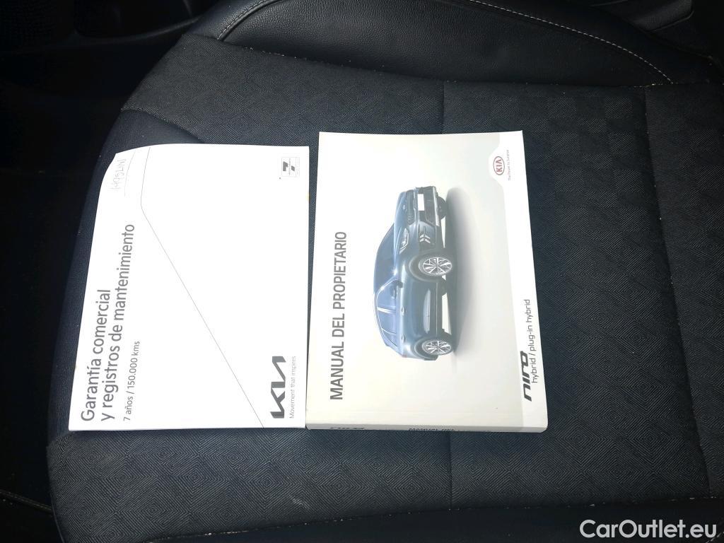  KIA  Niro KIA  / 2019 / 5P / crossover 1.6 GDi PHEV 104kW (141CV) Drive #19