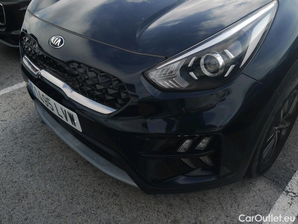  KIA  Niro KIA  / 2019 / 5P / crossover 1.6 GDi PHEV 104kW (141CV) Drive #20