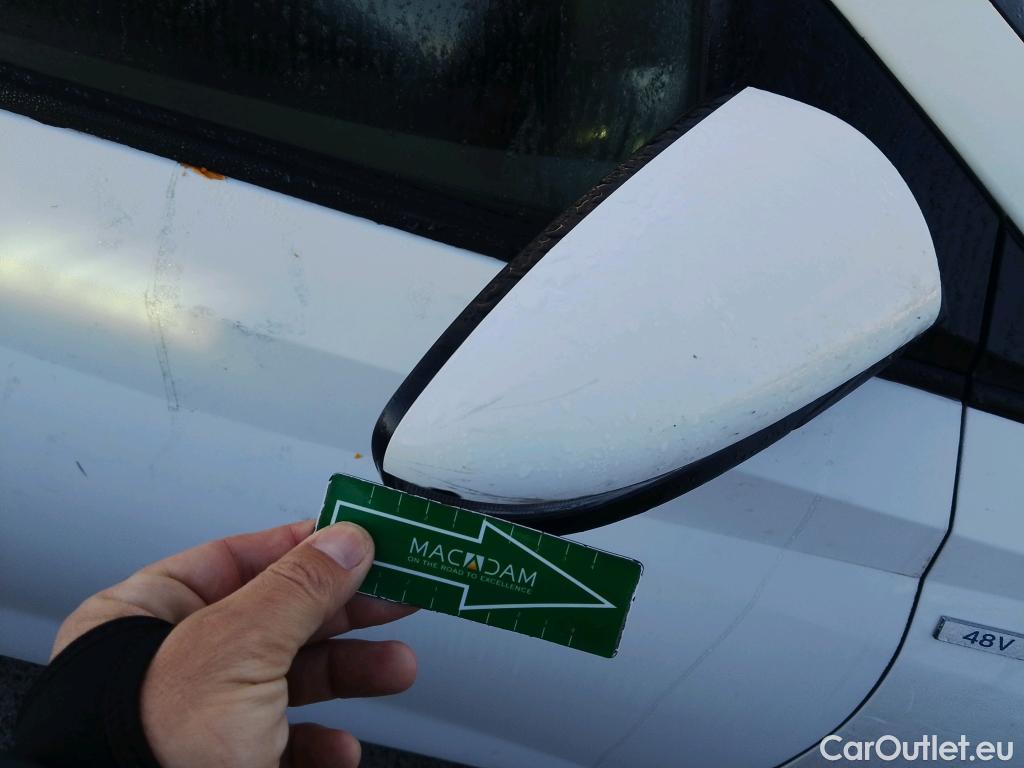  Hyundai  i20 HYUNDAI  / 2020 / 5P / berlina con portón 1.0 TGDI 74kW (100CV) 48V Essence #20