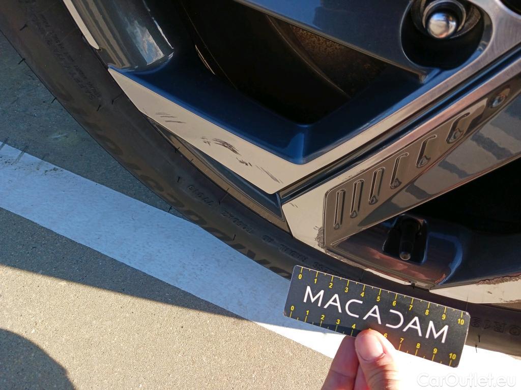  Hyundai  Tucson HYUNDAI  / 2020 / 5P / todoterreno 1.6 TGDI 169kW HEV Tecno Sky Auto #2