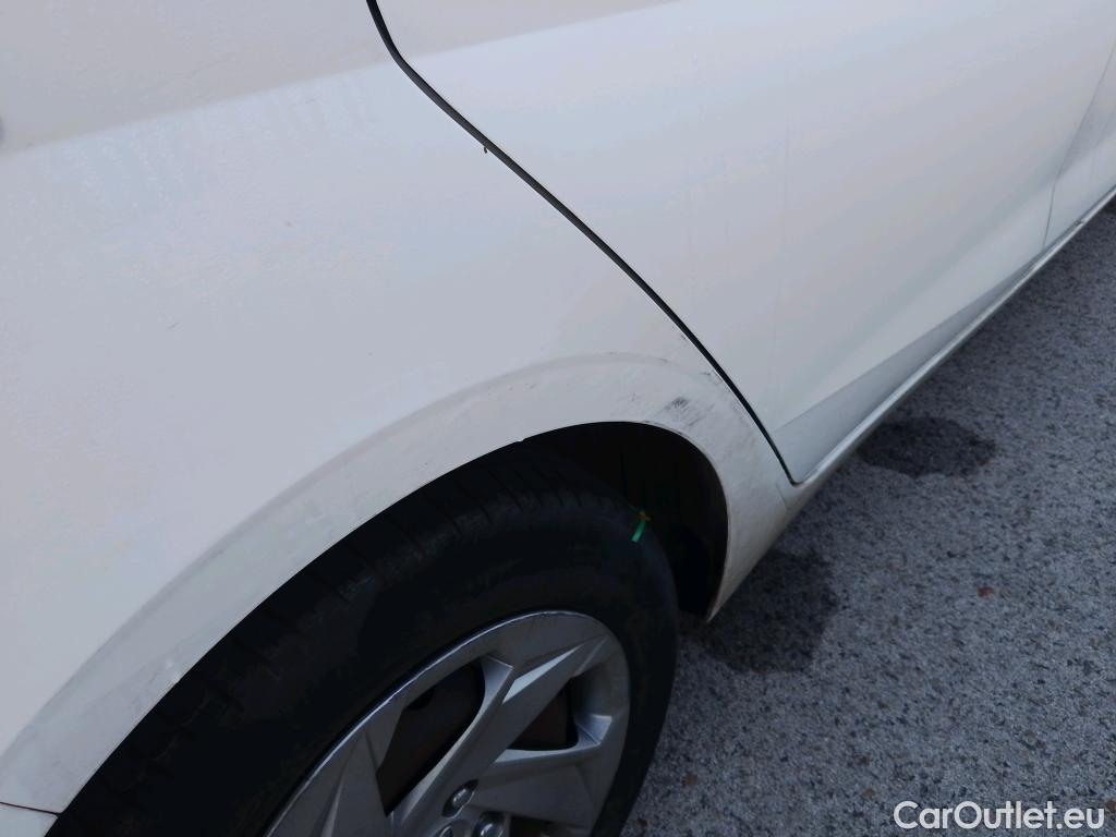  Hyundai  i20 HYUNDAI  / 2020 / 5P / berlina con portón 1.0 TGDI 74kW (100CV) 48V Essence #10