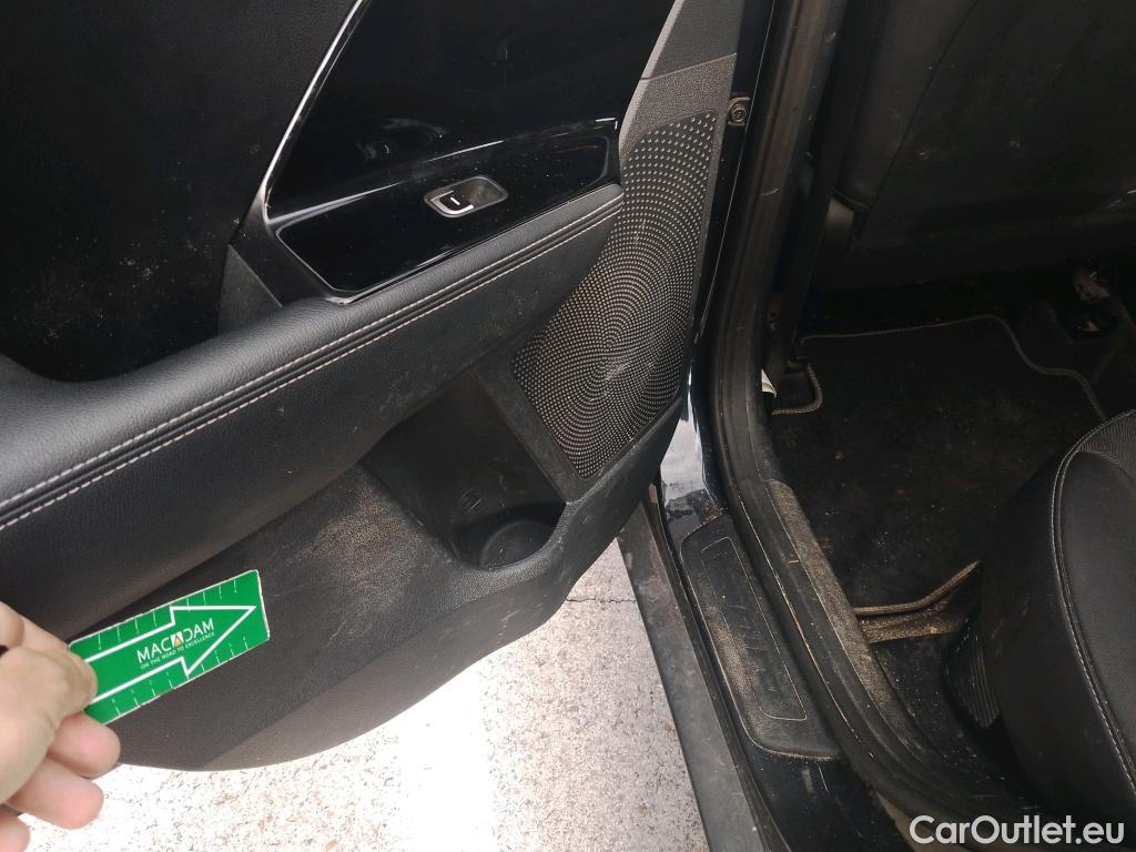  KIA  Niro KIA  / 2019 / 5P / crossover 1.6 GDi PHEV 104kW (141CV) Drive #11