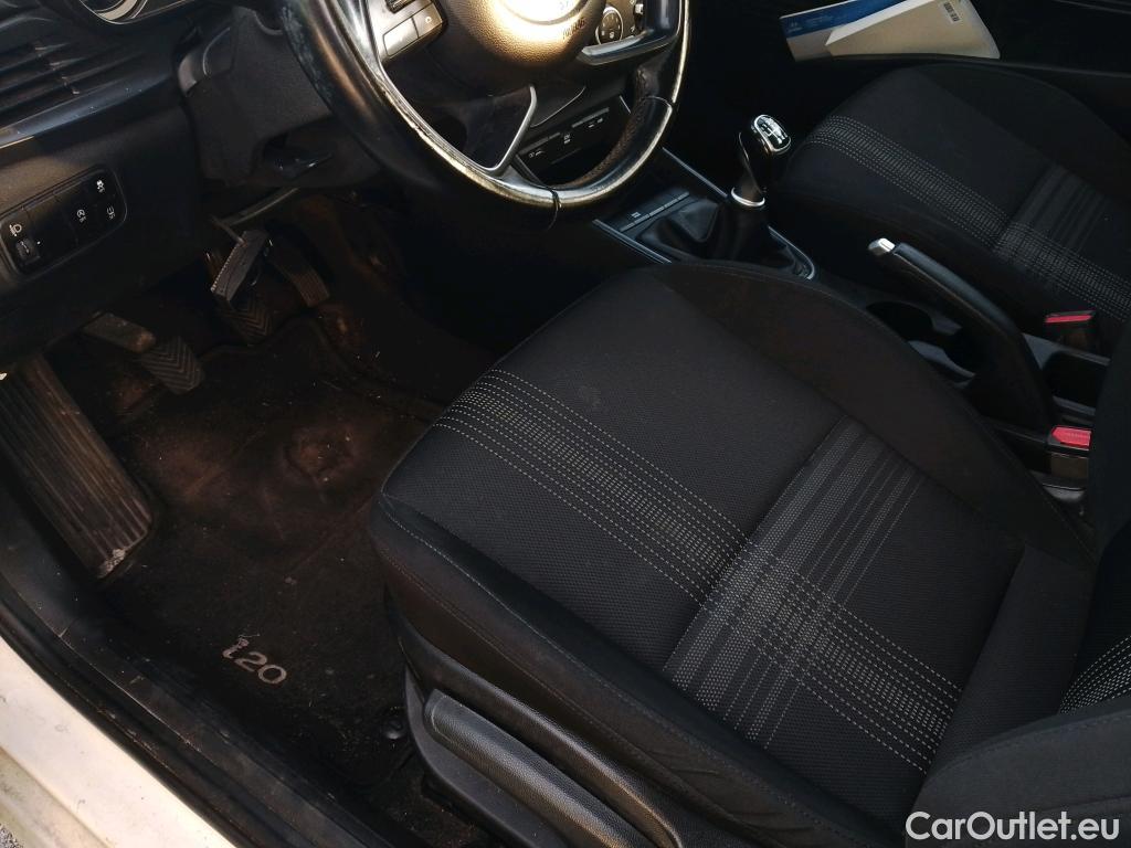  Hyundai  i20 HYUNDAI  / 2020 / 5P / berlina con portón 1.0 TGDI 74kW (100CV) 48V Essence #21